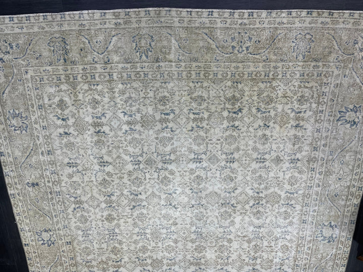 Beige Turkish Oushak Rug 7' 5" x 10' 11" Hand-Knotted border