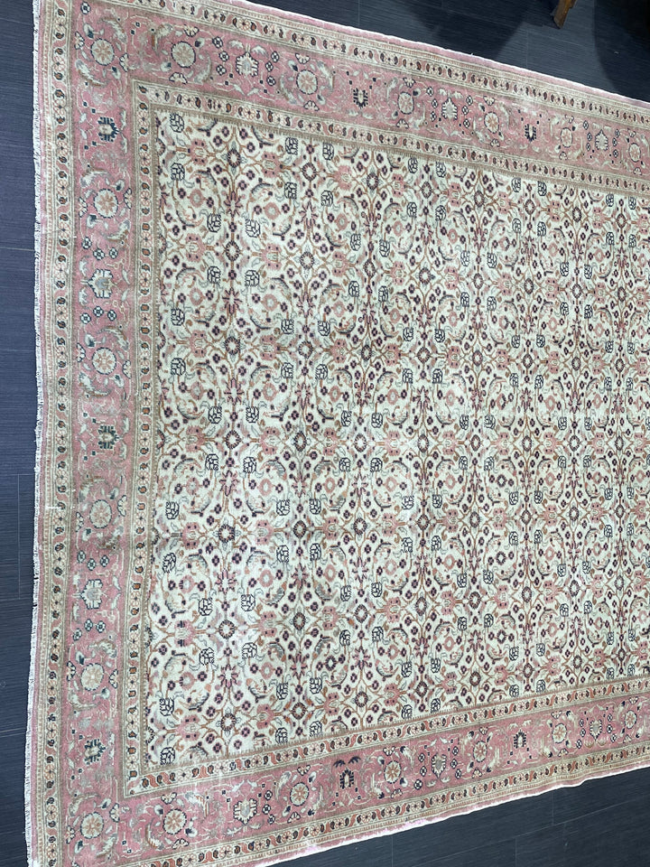 Beige Turkish Runner Rug 6' 4" x 9' 3" Hand-Knotted texture