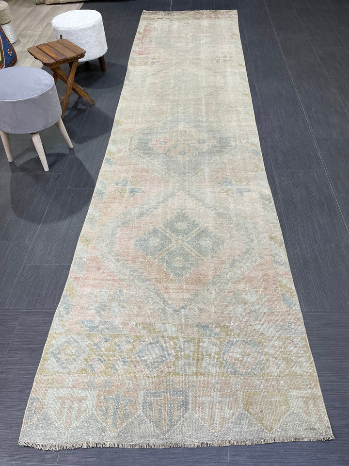 Beige Turkish Runner Rug 3' 1" x 12' 6" Hand-Knotted detail