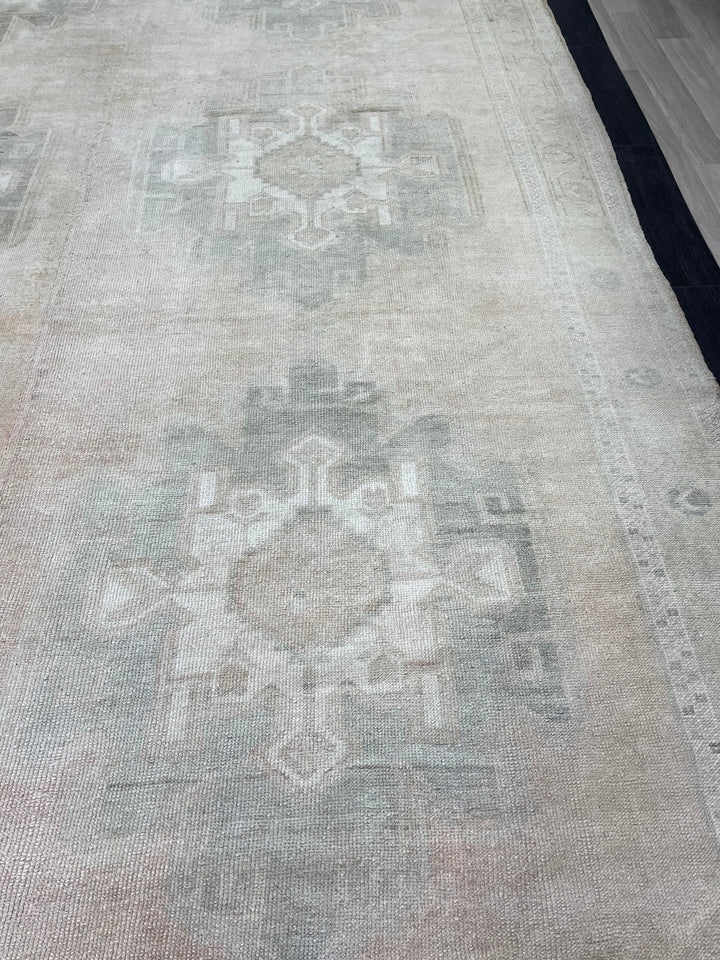 Tan Turkish Oushak Rug 7' 10" x 12' 9" Hand-Knotted pattern
