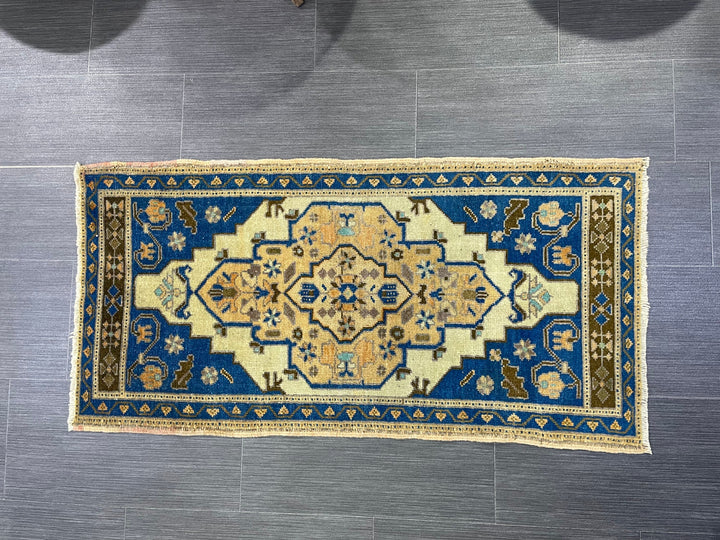 Beige Turkish Runner Rug 1' 10" x 3' 9" Hand-Knotted reverse