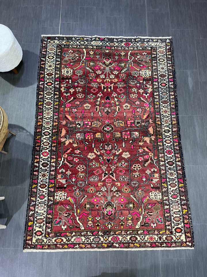 Turkish Vintage Rug 4' 8" x 6' 10" Hand-Knotted close-up