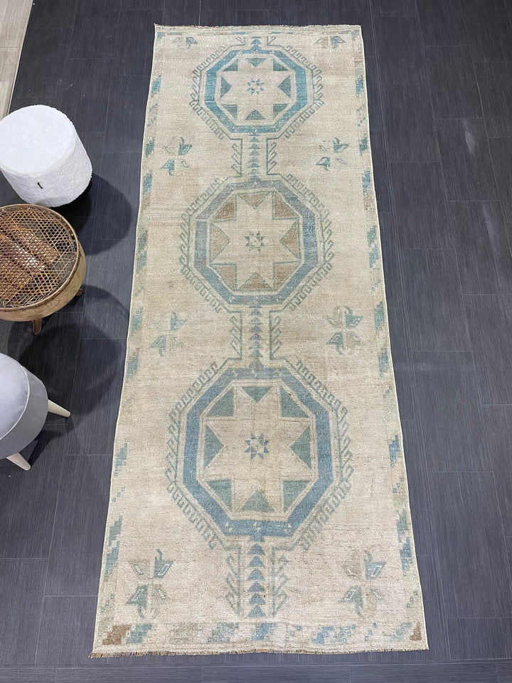 Turkish Runner Rug 3' 8" x 9' 11" Hand-Knotted close-up