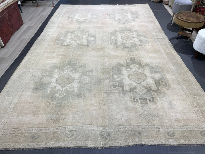 Tan Turkish Oushak Rug 7' 10" x 12' 9" Hand-Knotted reverse