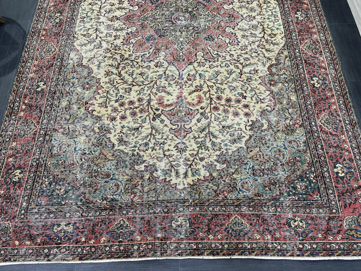Tan Turkish Oushak Rug 7' x 10' 5" Hand-Knotted texture