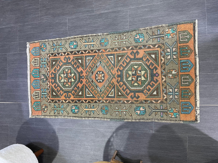 Beige Turkish Runner Rug 2' 2" x 4' 4" Hand-Knotted view