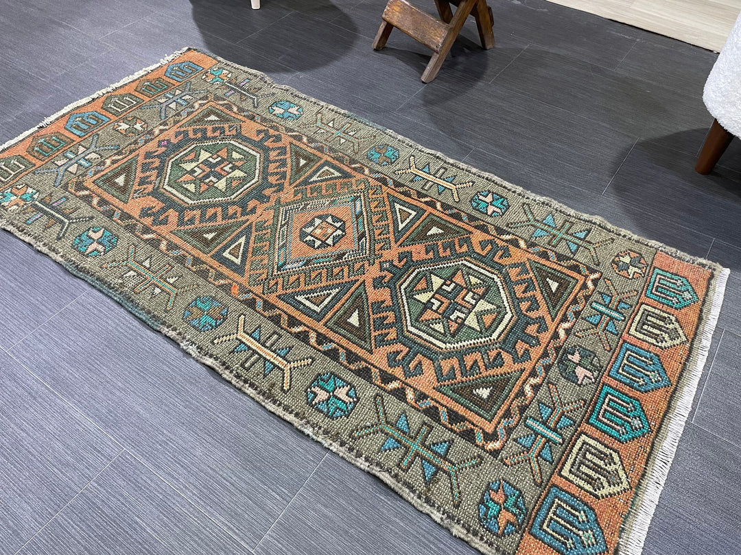 Beige Turkish Runner Rug 2' 2" x 4' 4" Hand-Knotted