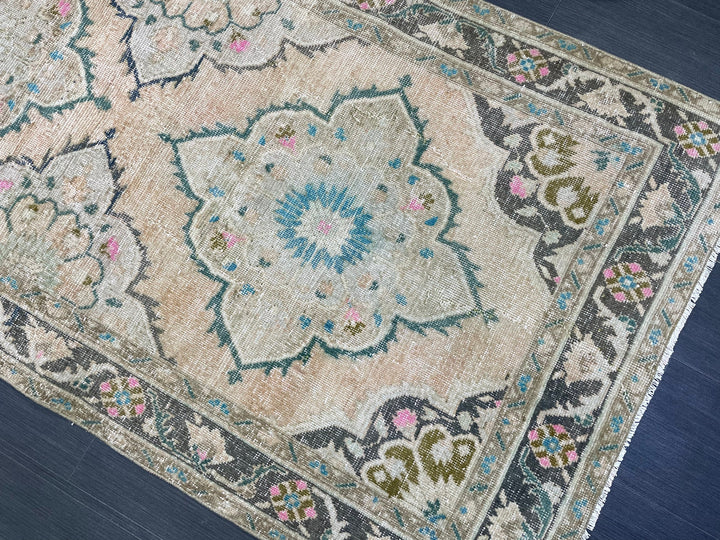 Beige Turkish Runner Rug 3' 8" x 6' 9" Hand-Knotted border