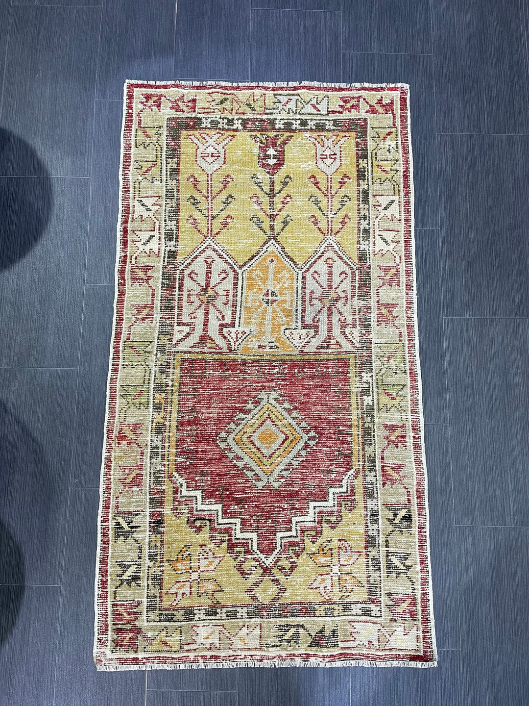 Red Turkish Vintage Rug 2' 6" x 4' 8" Hand-Knotted texture