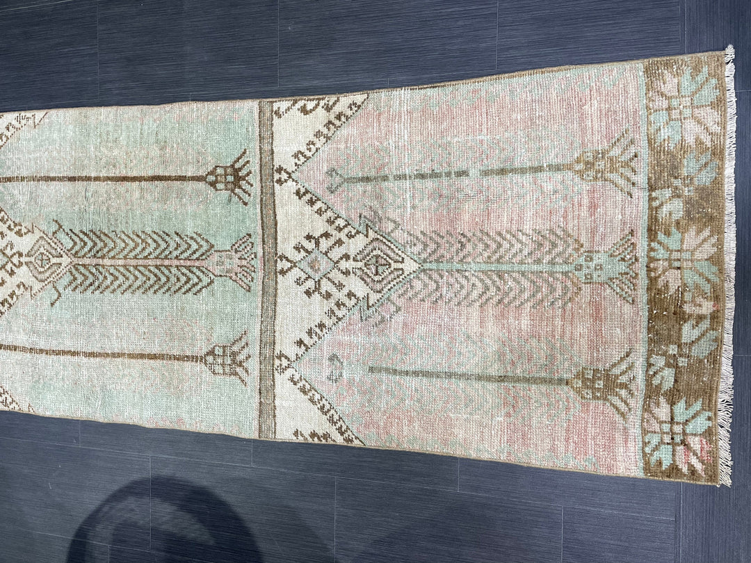 Beige Turkish Runner Rug 2' 8" x 10' 2" Hand-Knotted pattern