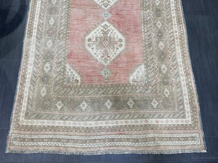 Beige Turkish Runner Rug 4' 2" x 8' 5" Hand-Knotted detail