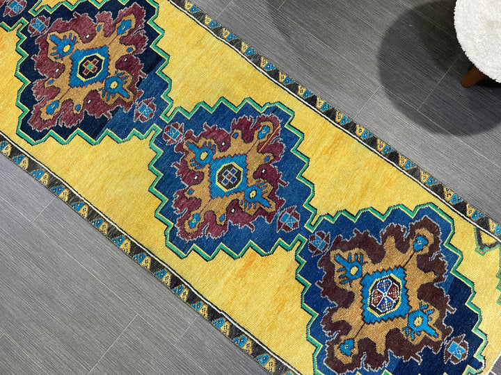Yellow Runner Rug 2' 2" x 7' 2" - No. WR45214