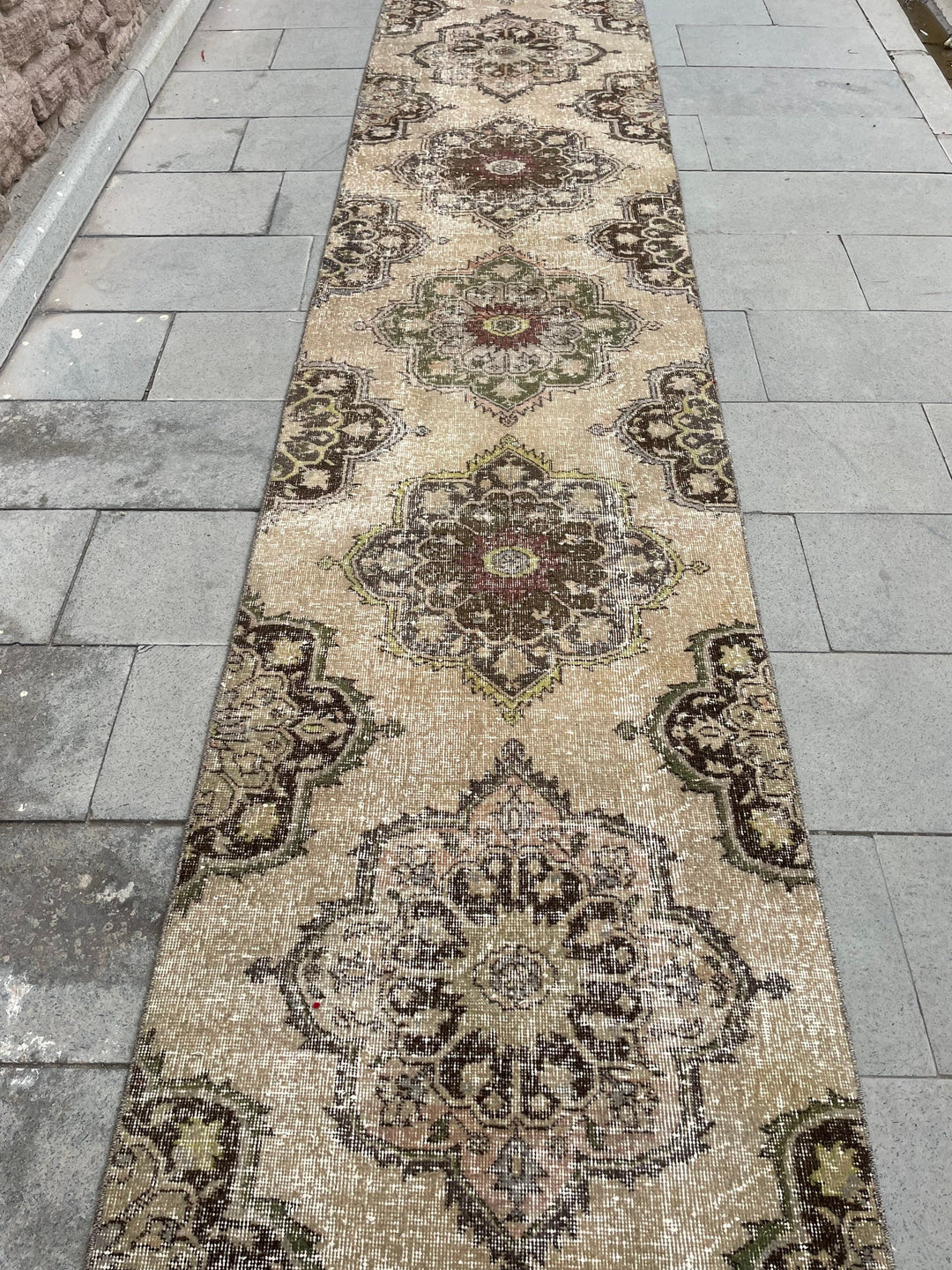 Beige Turkish Runner Rug 2' 8" x 21' 9" Hand-Knotted pattern