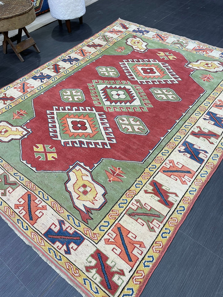 Beige Turkish Oushak Rug 5' 3" x 7' Hand-Knotted field
