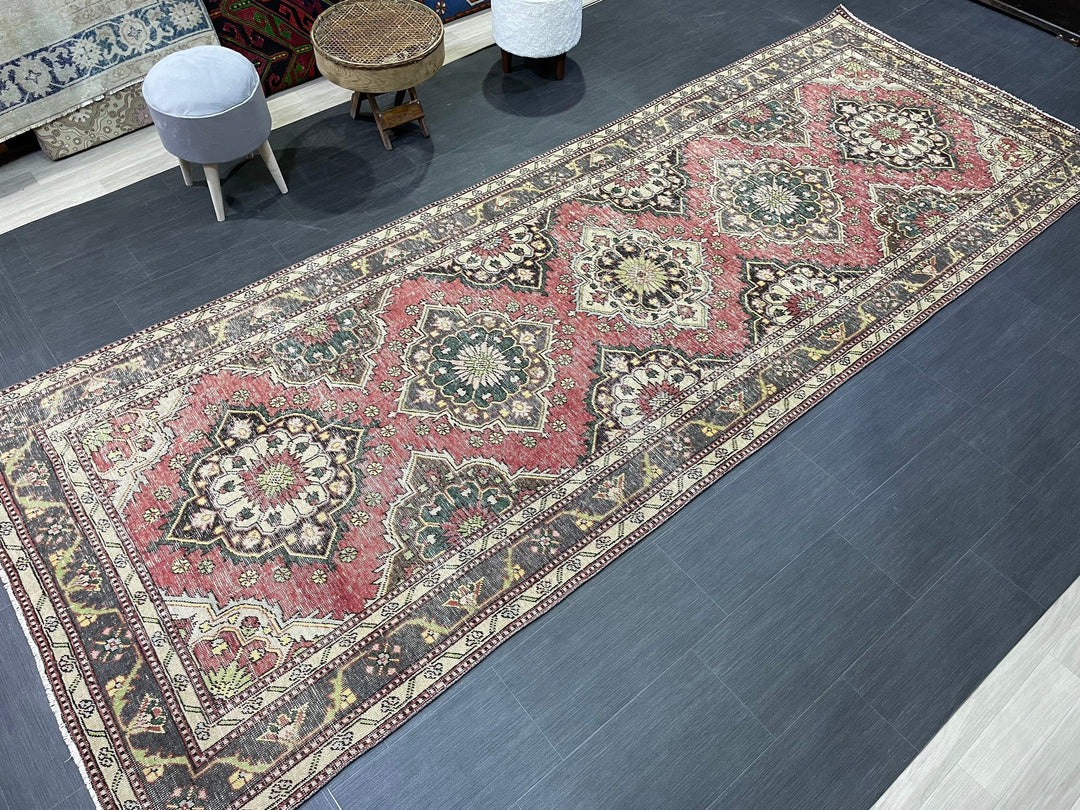 Beige Turkish Runner Rug 4' 7" x 12' 3" Hand-Knotted detail