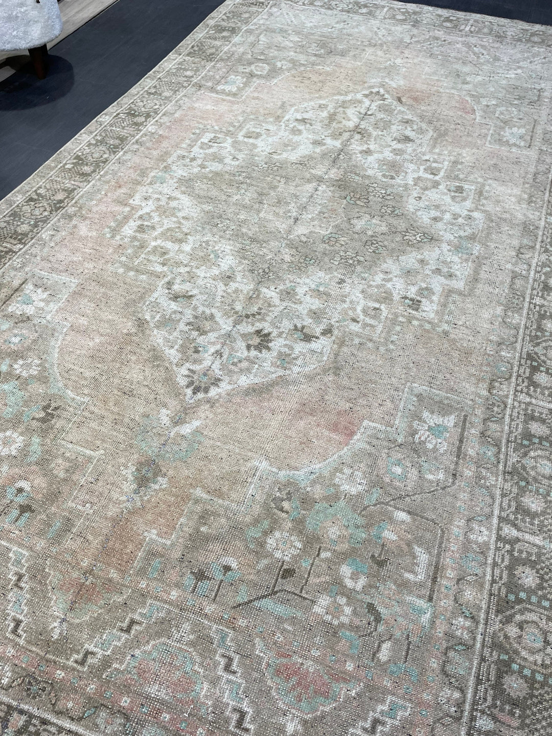 Rust Turkish Oushak Rug 6' 1" x 11' 2" Hand-Knotted detail