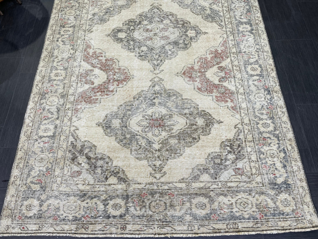 Beige Turkish Runner Rug 4' 9" x 12' 8" Hand-Knotted | No. WR97948
