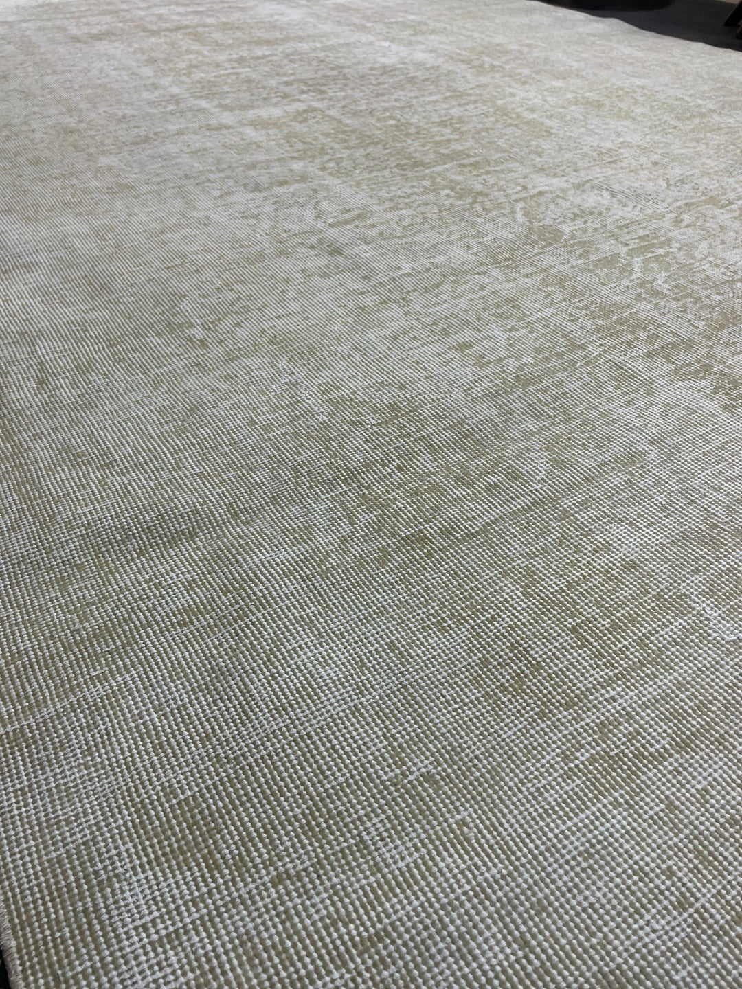 Turkish Runner Rug 6' 4" x 9' 4" Hand-Knotted view