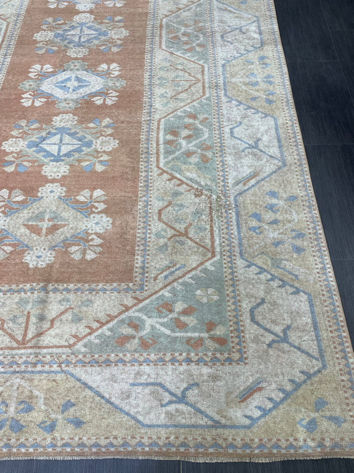 Beige Turkish Distressed Oushak Rug 6' 5" x 9' 6" Hand-Knotted | No. WR74475