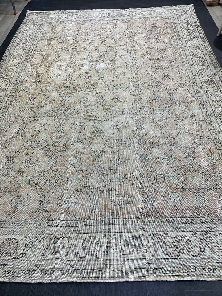 Beige Turkish Vintage Rug 8' 5" x 12' 1" Hand-Knotted | No. WR42134