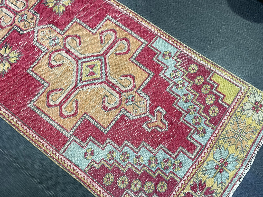 Beige Turkish Runner Rug 3' 4" x 9' 3" Hand-Knotted detail