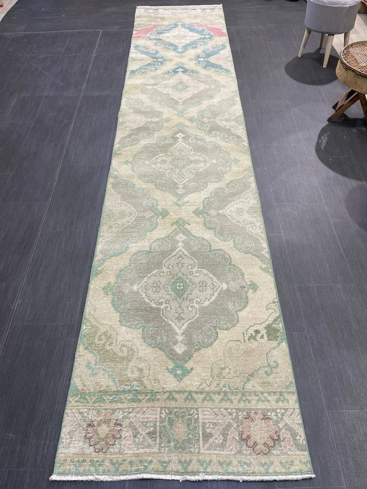 Beige Turkish Runner Rug 2' 8" x 12' 10" Hand-Knotted close-up