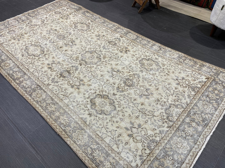 Beige Turkish Vintage Rug 3' 9" x 6' 11" Hand-Knotted | No. WR80898