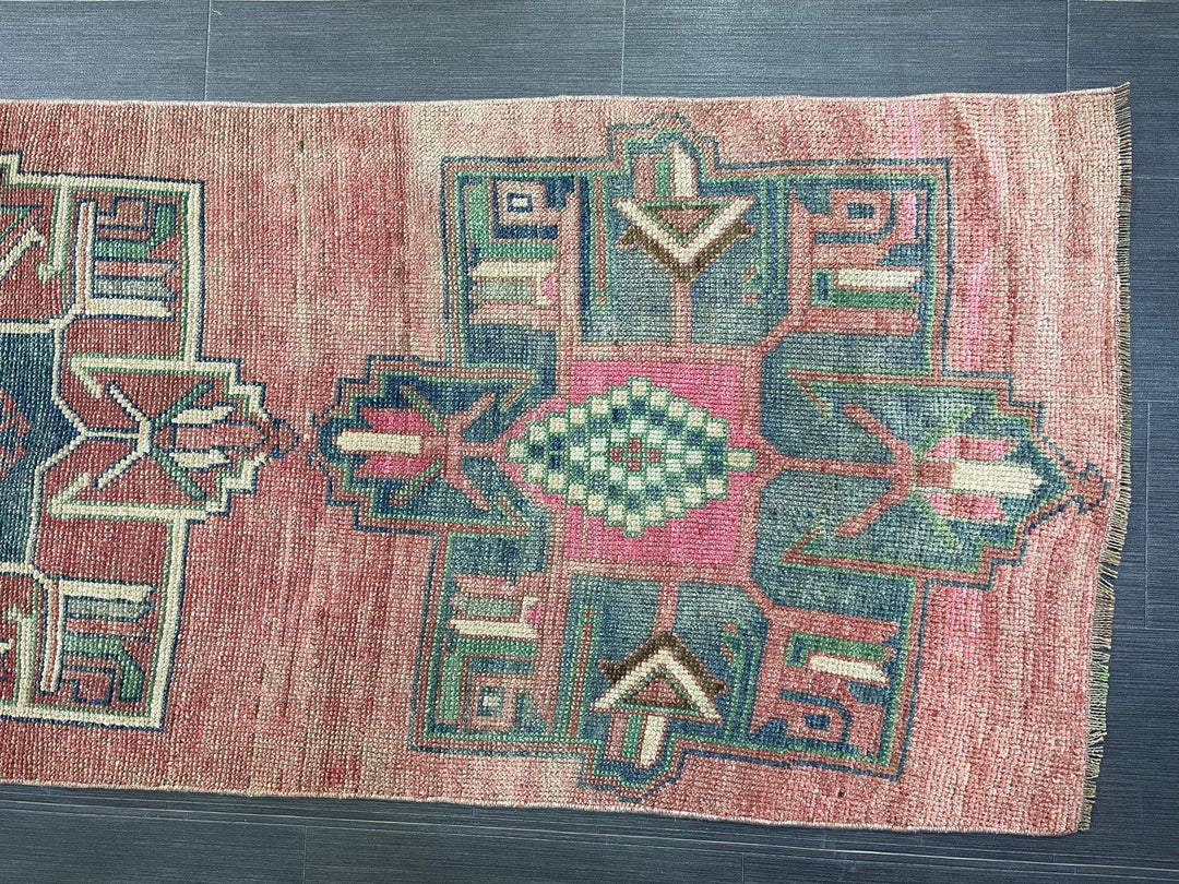 Beige Turkish Runner Rug 2' 8" x 11' 1" Hand-Knotted border
