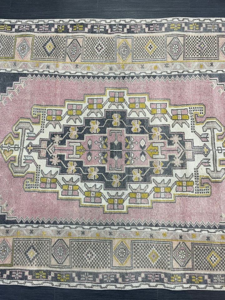 Rust Turkish Oushak Rug 4' 8" x 7' 7" Hand-Knotted pattern