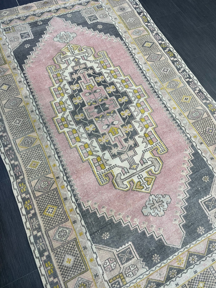 Rust Turkish Oushak Rug 4' 8" x 7' 7" Hand-Knotted field