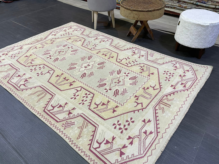 Muted Runner Rug 4' x 5' 11" - No. WR49870