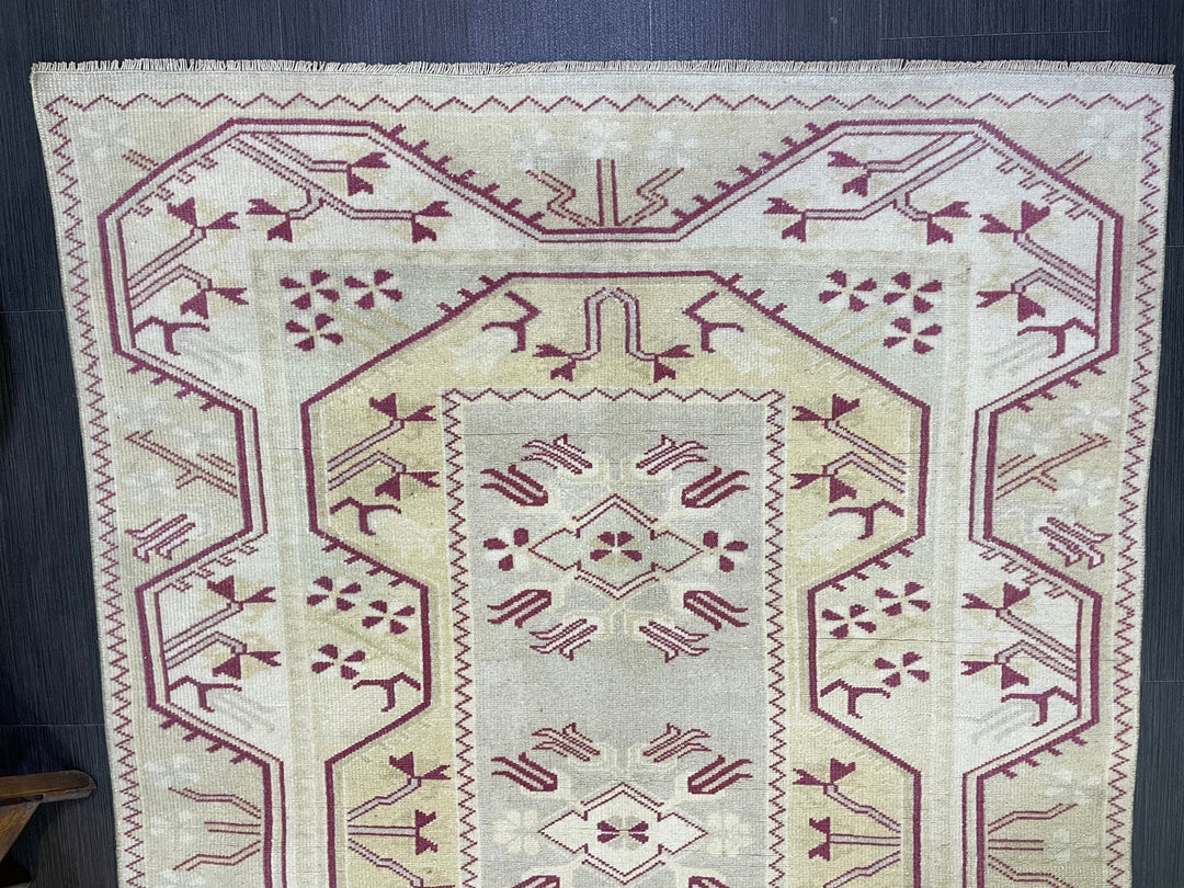 Muted Runner Rug 4' x 5' 11" - No. WR49870