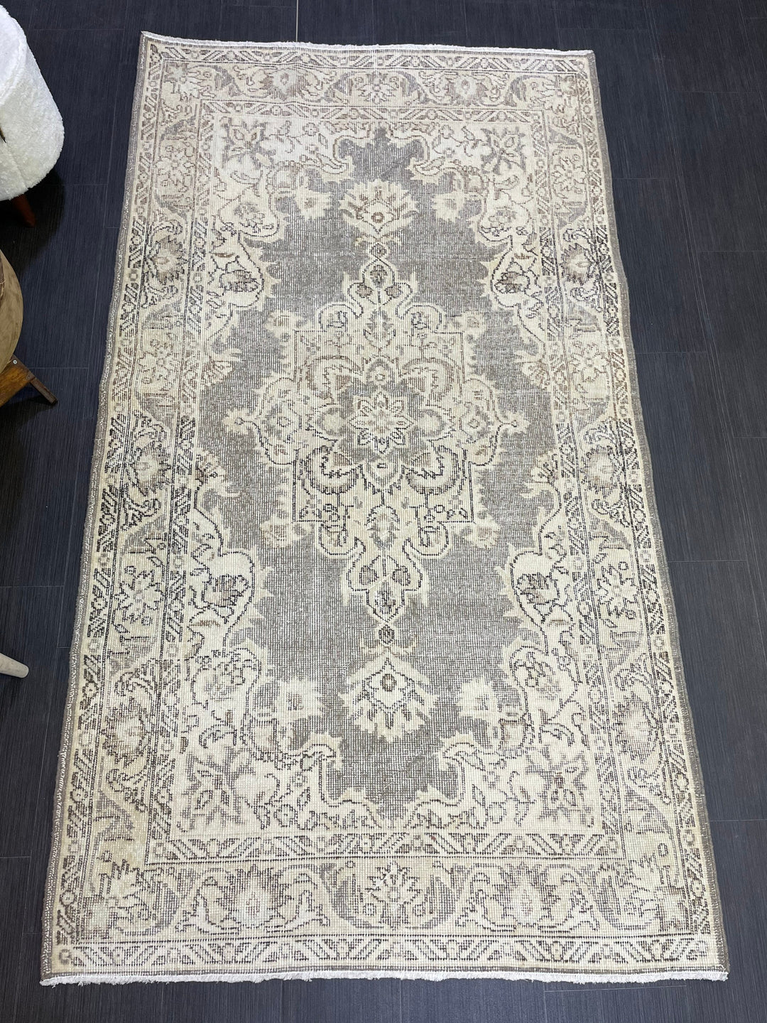 Beige Turkish Runner Rug 3' 11" x 7' 1" Hand-Knotted | No. WR70665