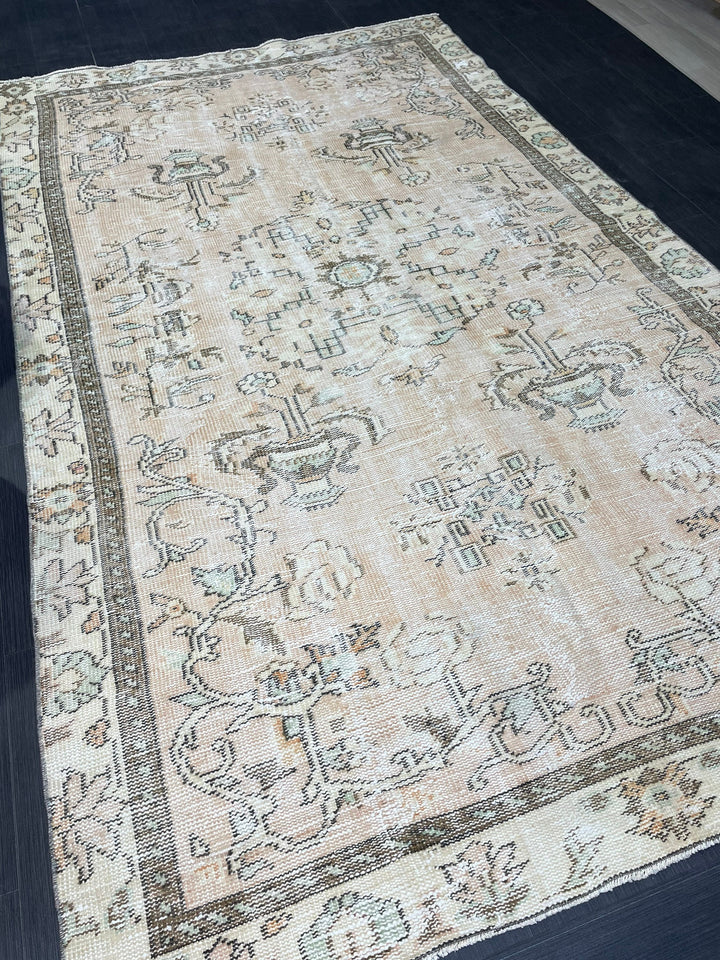 Beige Turkish Oushak Rug 5' 6" x 9' 4" Hand-Knotted | No. WR36549