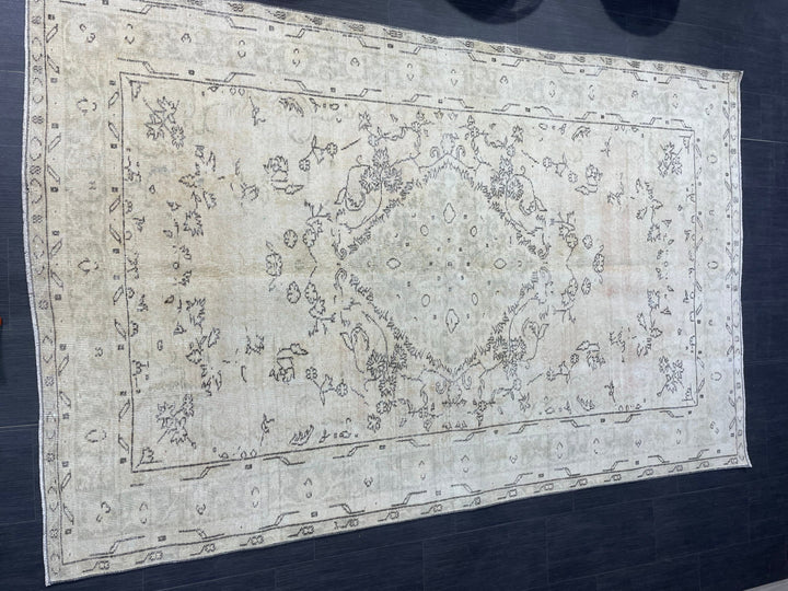 Beige Turkish Oushak Rug 5' 6" x 8' 7" Hand-Knotted view