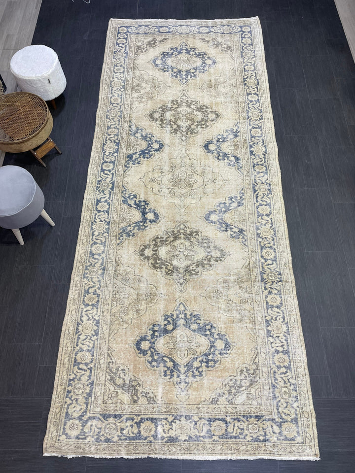 Beige Turkish Runner Rug 4' 8" x 11' 7" Hand-Knotted view