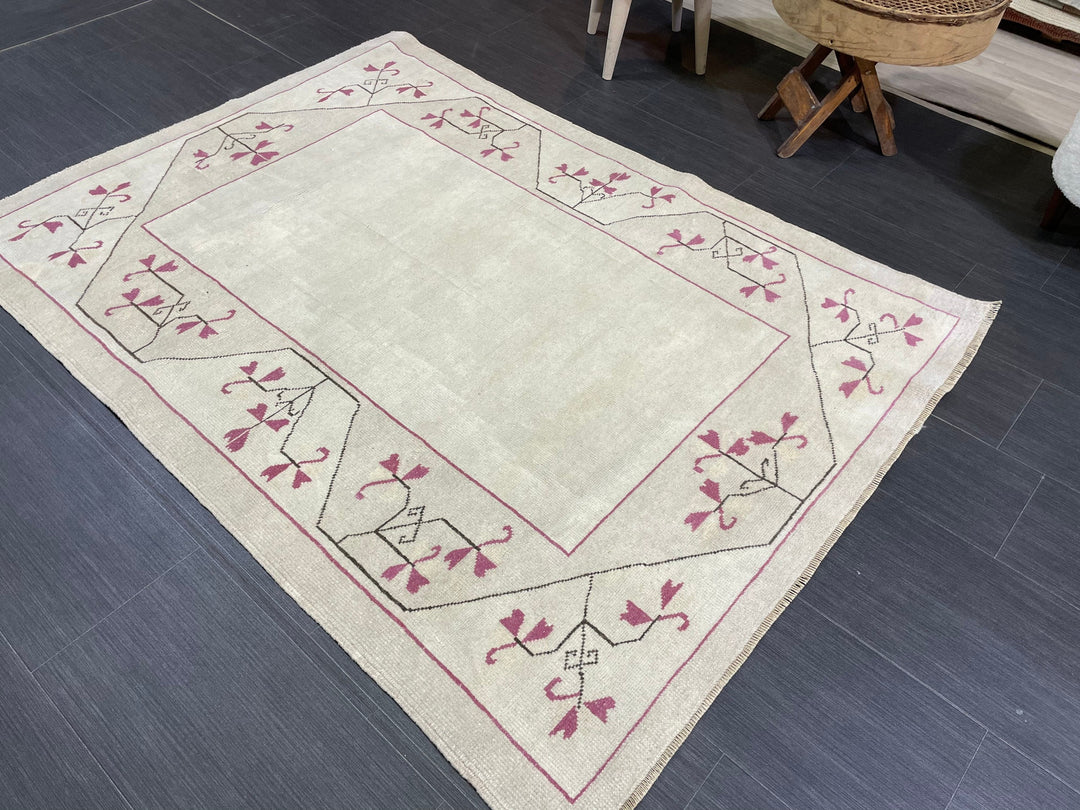 Rust Oushak Rug 4' 1" x 5' 6" - No. WR98404