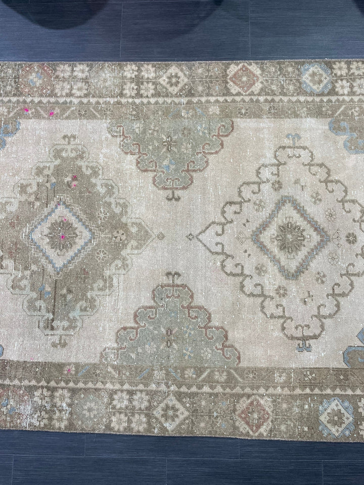Beige Turkish Runner Rug 4' 6" x 12' 8" Hand-Knotted close-up