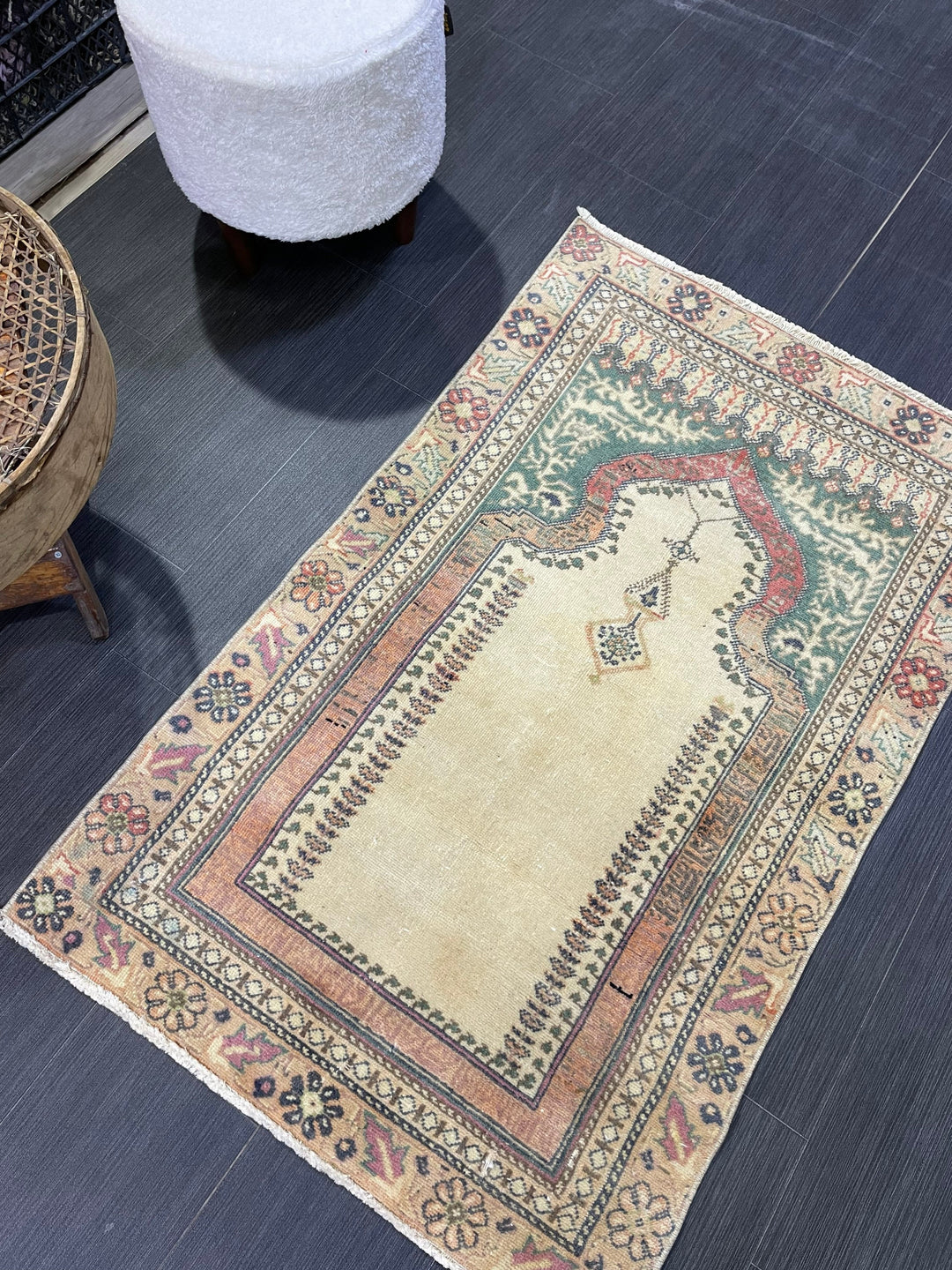Turkish Oushak Rug 2' 5" x 3' 10" Hand-Knotted field