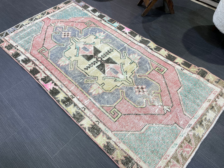 Beige Turkish Oushak Rug 2' 7" x 4' 11" Hand-Knotted | No. WR90169