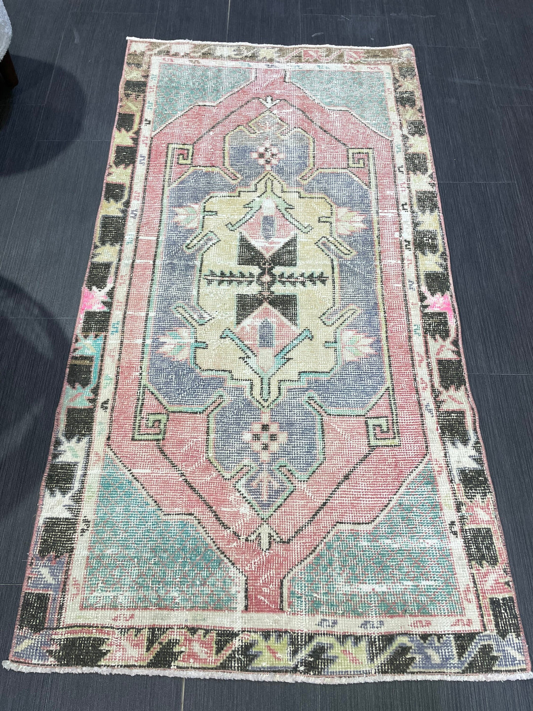 Beige Turkish Oushak Rug 2' 7" x 4' 11" Hand-Knotted | No. WR90169