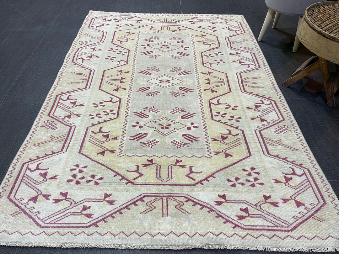 Muted Runner Rug 4' x 5' 11" - No. WR49870