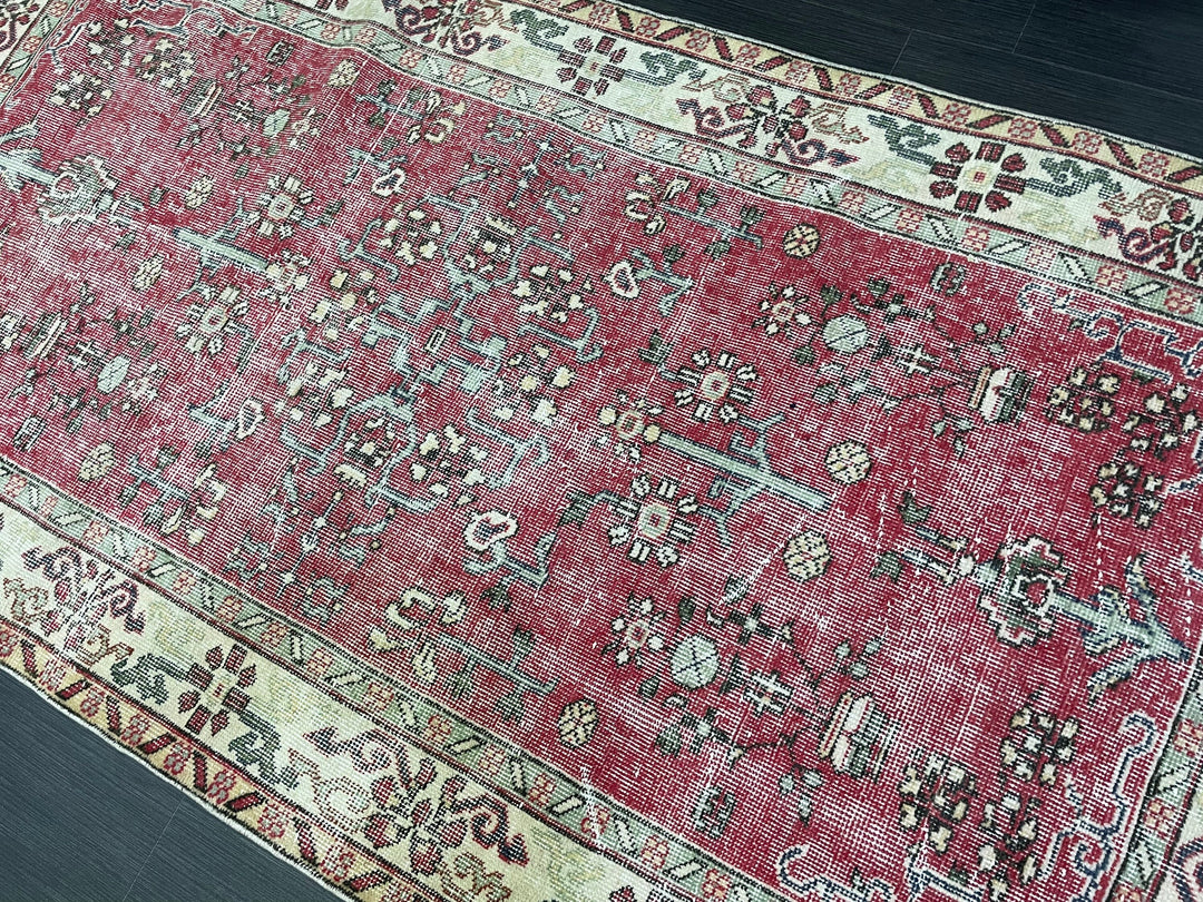 Beige Turkish Runner Rug 3' 8" x 7' Hand-Knotted pattern