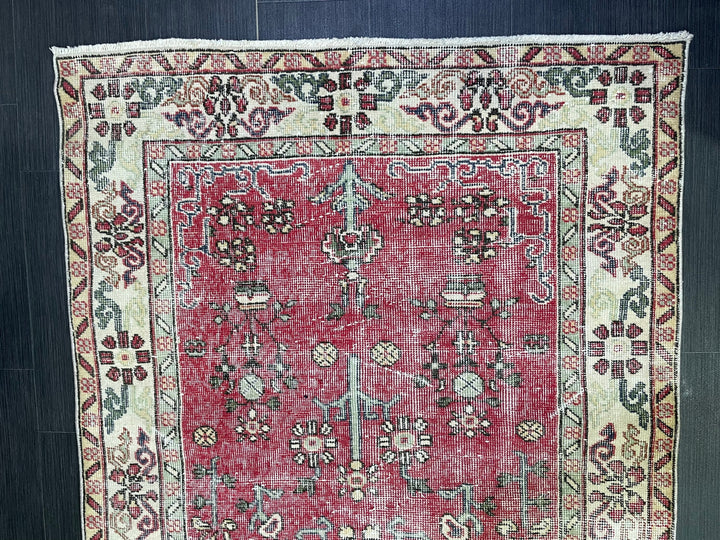 Beige Turkish Runner Rug 3' 8" x 7' Hand-Knotted texture