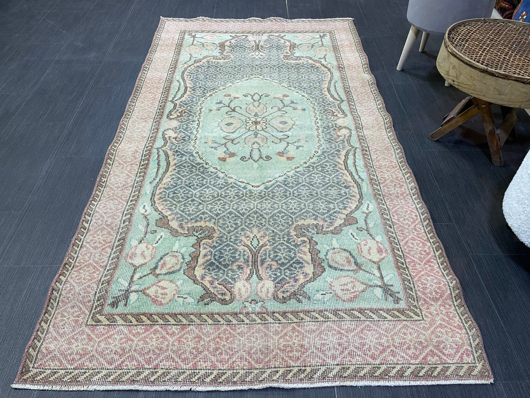 Beige Turkish Runner Rug 3' 9" x 7' Hand-Knotted close-up