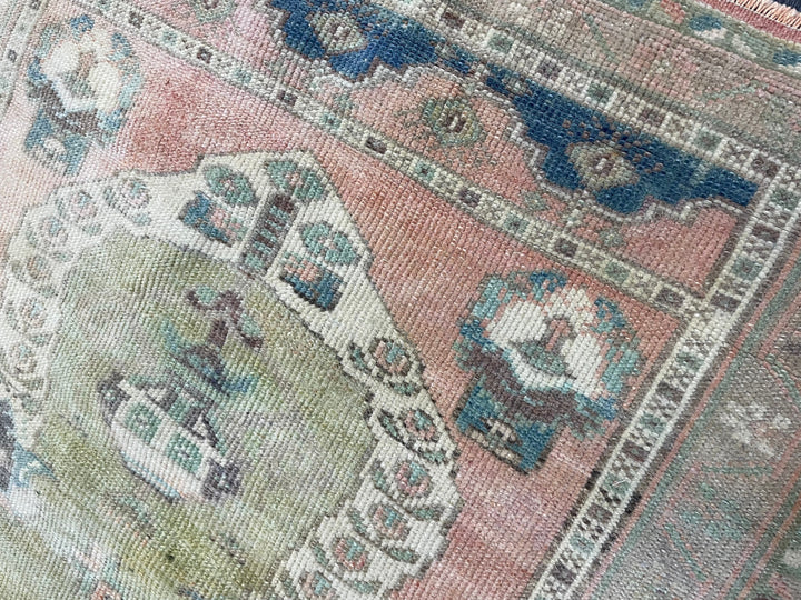 Beige Turkish Runner Rug 3' 1" x 4' 2" Hand-Knotted border