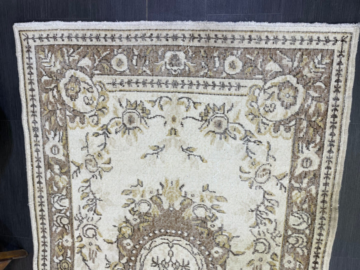 Turkish Runner Rug 3' 11" x 7' Hand-Knotted view