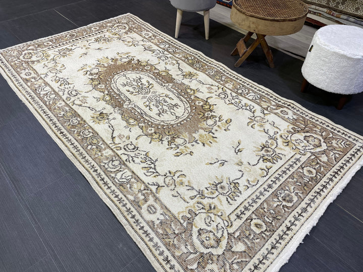 Turkish Runner Rug 3' 11" x 7' 2" Hand-Knotted