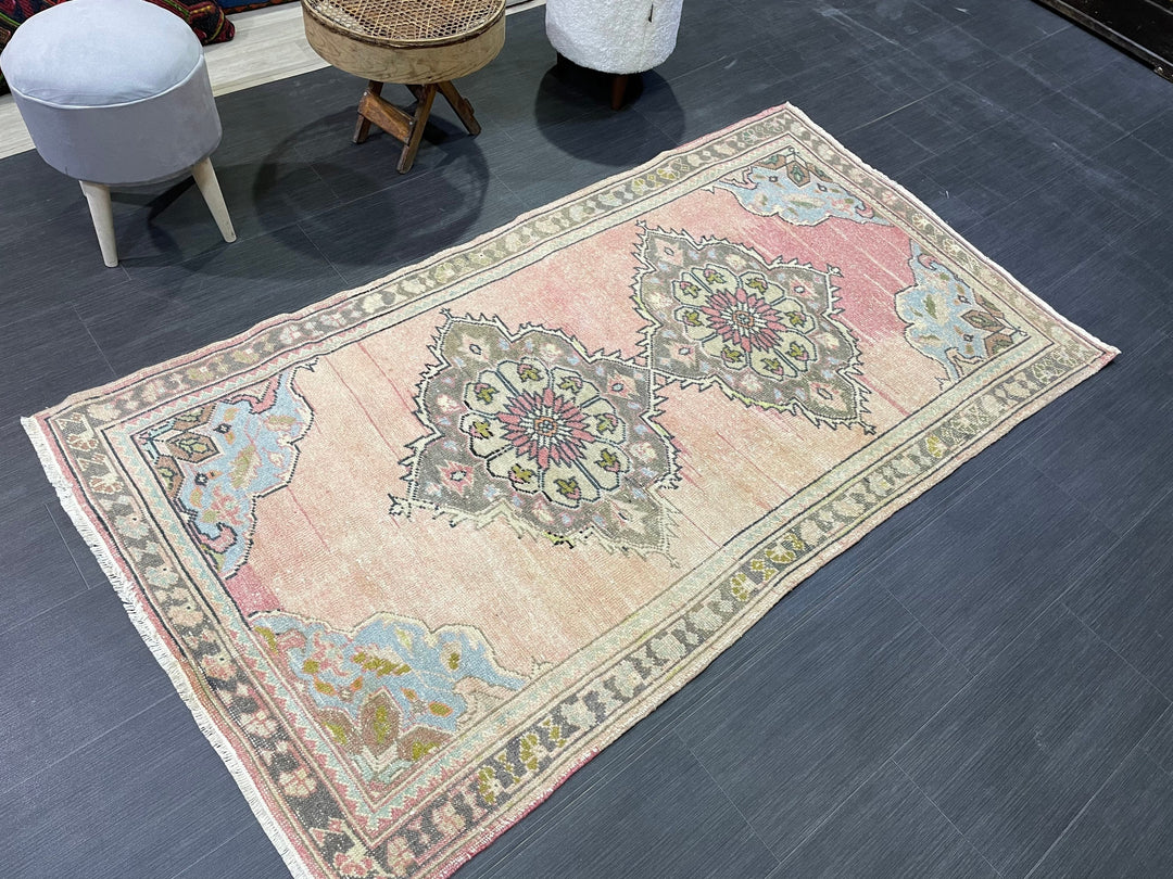 Beige Turkish Oushak Rug 3' 8" x 6' 8" Hand-Knotted close-up