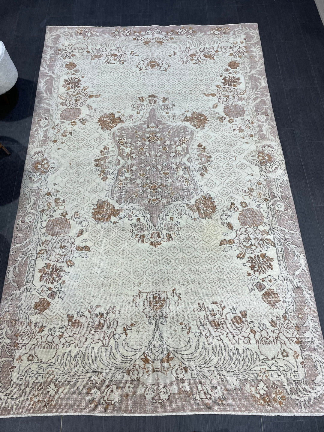 Beige Turkish Runner Rug 5' 10" x 9' 4" Hand-Knotted | No. WR72595